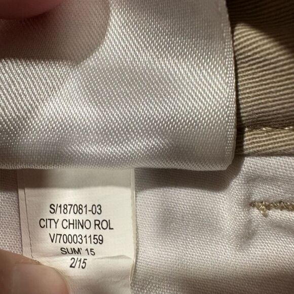 Banana Republic Tan City Chino Shorts - Picture 5 of 6